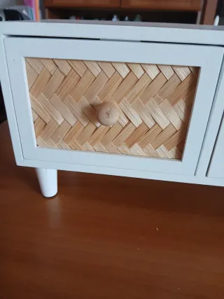 Mini cassettiera con cassetti in bambù