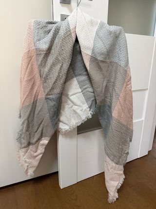 Sciarpone  grigio rosa