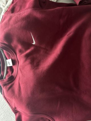 Sudadera Nike Roja