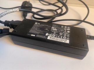 Cargador HP 90W