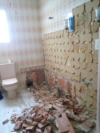 ME OFREZCO DE MANITAS