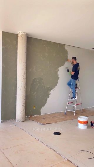 ME OFREZCO DE MANITAS