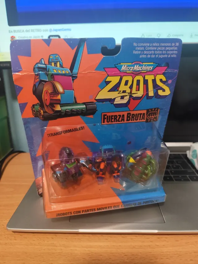 Micro Machines Z-Bots Fuerza Bruta famosa eapaña