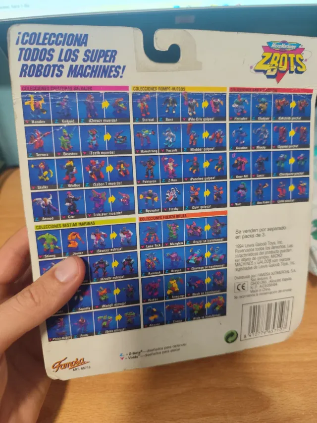 Micro Machines Z-Bots Fuerza Bruta famosa eapaña