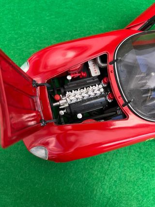 Ferrari 250 GTO/LM – Escala 1:18