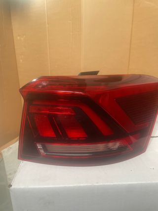 Piloto Trasero Derecho VW T-R 2GA945096D