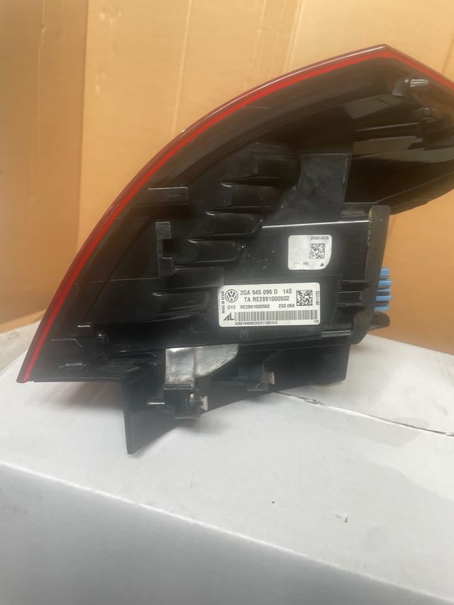 Piloto Trasero Derecho VW T-R 2GA945096D