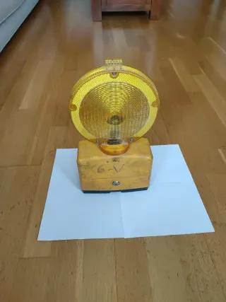 Baliza de señalización amarilla 6V