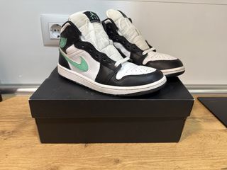 Zapatillas Air Jordan 1 Mid Blanco/Verde/Negro