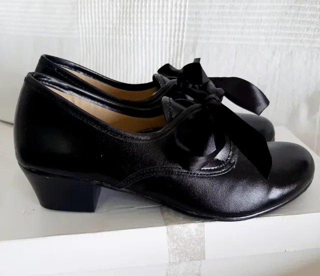 Zapatos negros traje regional mujer talla 37