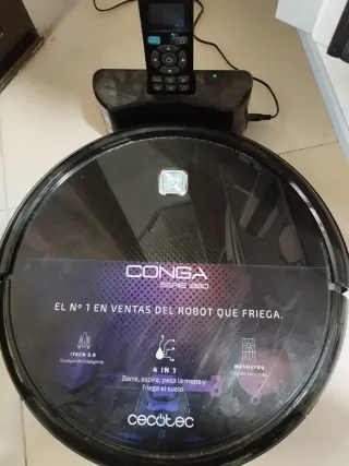 Robot Aspirador y Aspirador de mano