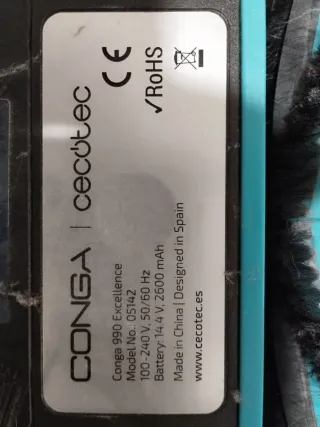 Robot Aspirador y Aspirador de mano