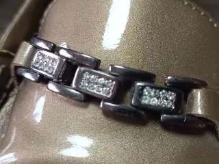 Zapatos 24 horas Talla 40 Dorados