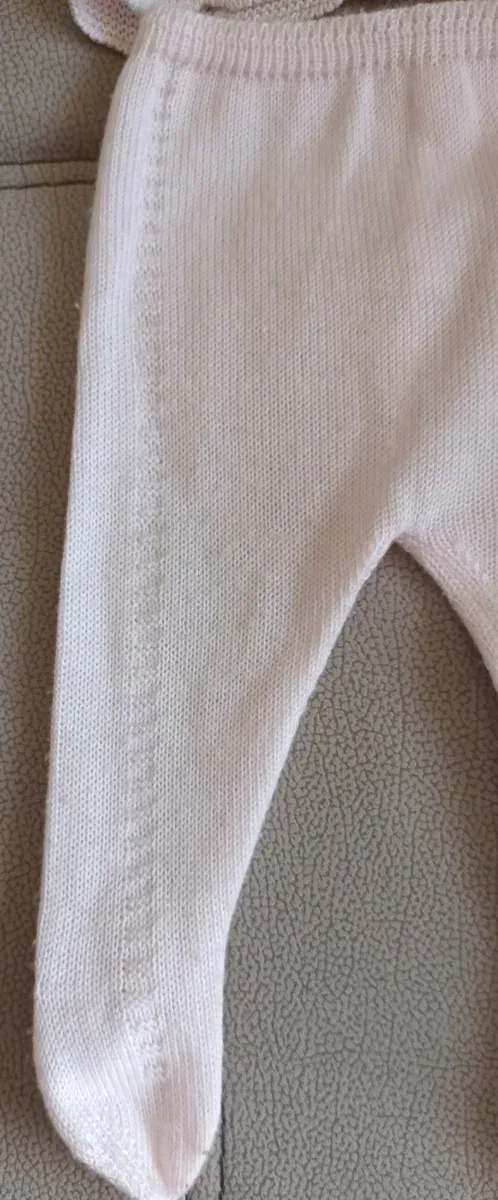 Conjunto bebé punto rosa