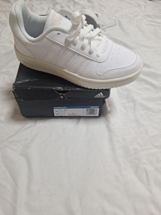 Zapatillas Adidas Unisex Blancas Nuevas