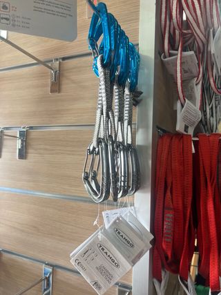 Mosquetones escalada y montaña