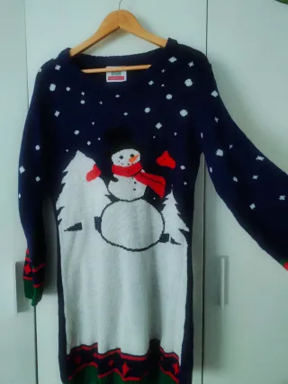 Vestido de punto navideño con muñeco de nieve