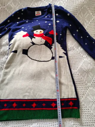 Vestido de punto navideño con muñeco de nieve