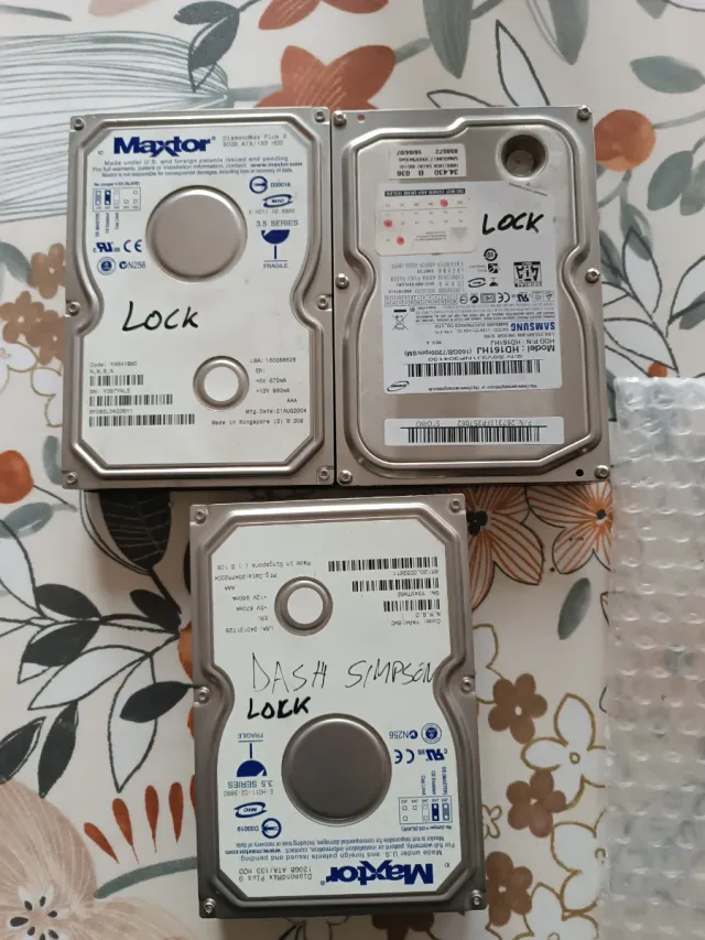 Hard Disk Drive Lockati Varie Misure