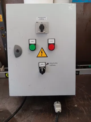 Armario Eléctrico Metálico