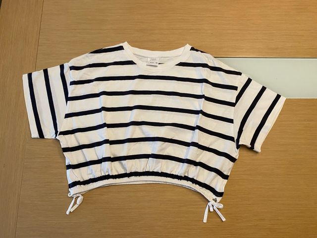 Camiseta cropped Zara Kids rayas