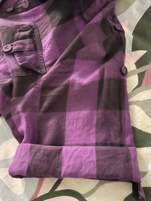 Camisa larga cuadros morado y negro