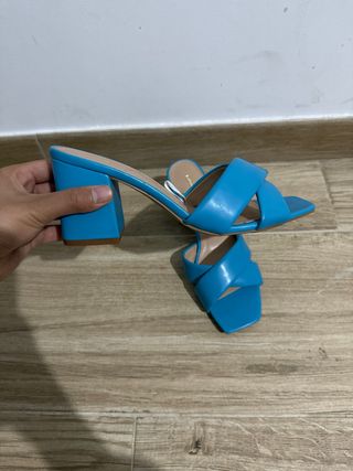 Tacones Azules
