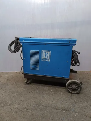 Maquina soldar Fro modelo TriArc Practic 253 Plus