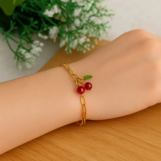 Pulsera Acero Dorado con Cerezas Rojas