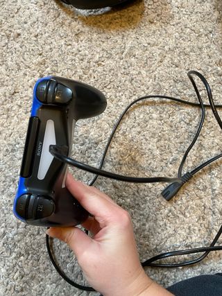 Pack PS4 CUH-1116A + Mando + Cascos + Cables