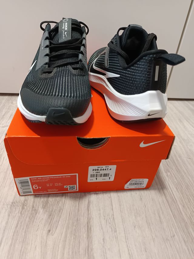 Nike Air Zoom Pegasus 40 NUEVAS Talla 38.5