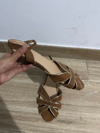 Sandalias Marrones