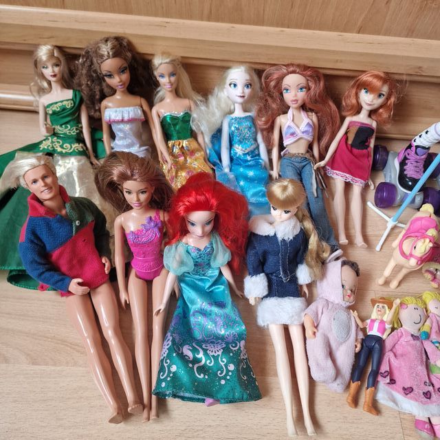 Lote Juguetes Barbie y Muñecas Varias