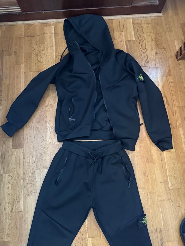 Conjunto Stone Island Negro