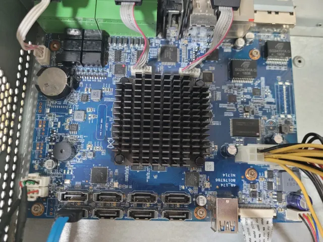 Grabador NVR Profesional XS-NVR6864-4K + Disco