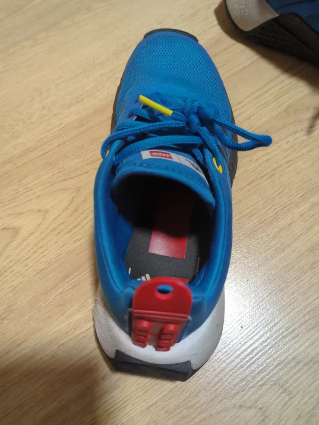 Zapatillas niño Adidas x Lego
