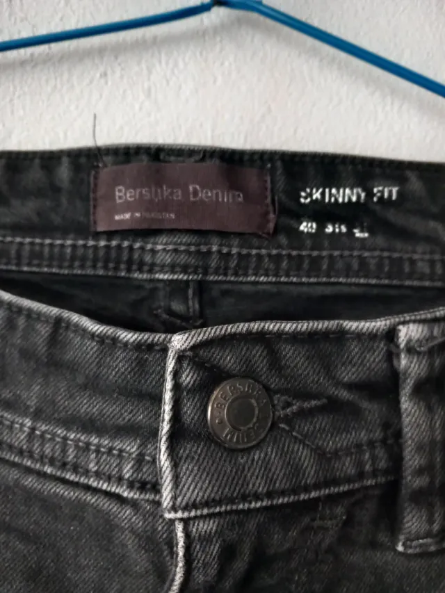 Pantalón negro skinny fitt