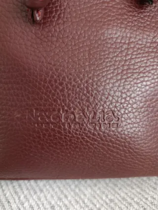 Bolso mochila de piel color burdeos