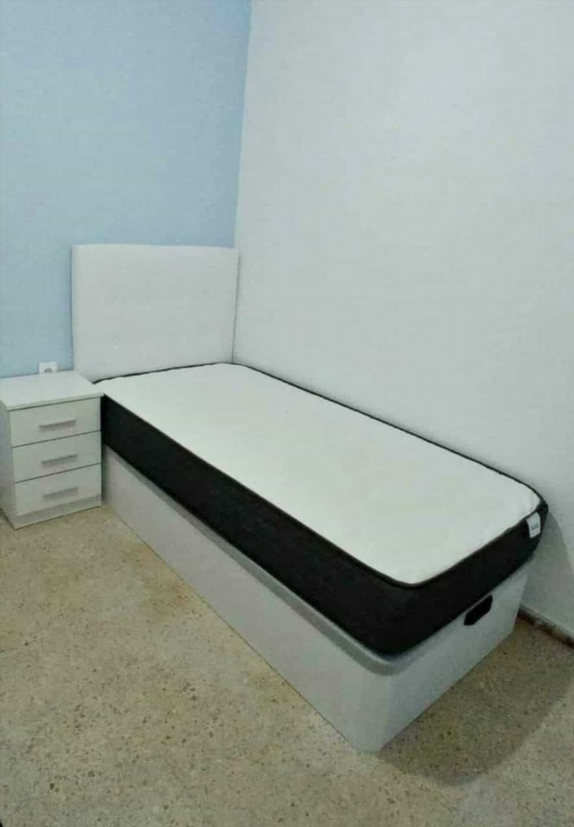 Canape e colchão novos