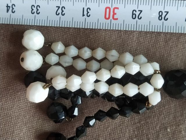 Collar antiguo de cristal tallado