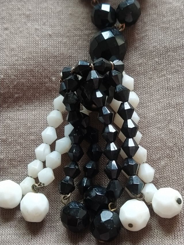 Collar antiguo de cristal tallado