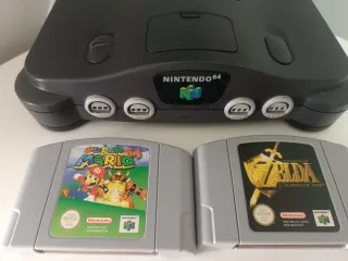 Nintendo 64. Zelda y Mario. Buen estado.
