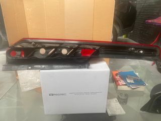 Piloto trasero derecho Ford Transit Custom