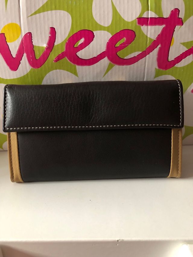 Monedero Blessy Negro y Marrón