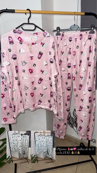 Pijama estampado pintalabios