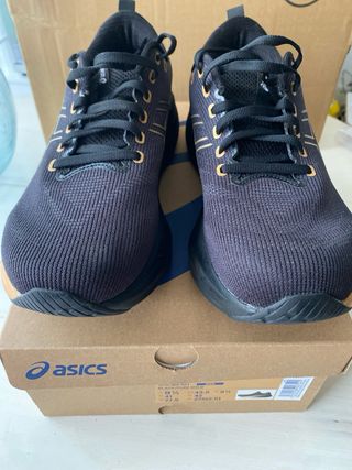 Zapatillas Asics Gel-Saiun3 Negro/Dorado