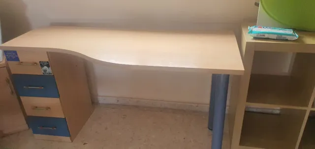 Escritorio madera y metal beige/azul