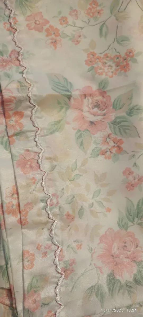 Sábanas Raso 135cm Flores Rosas y Verdes