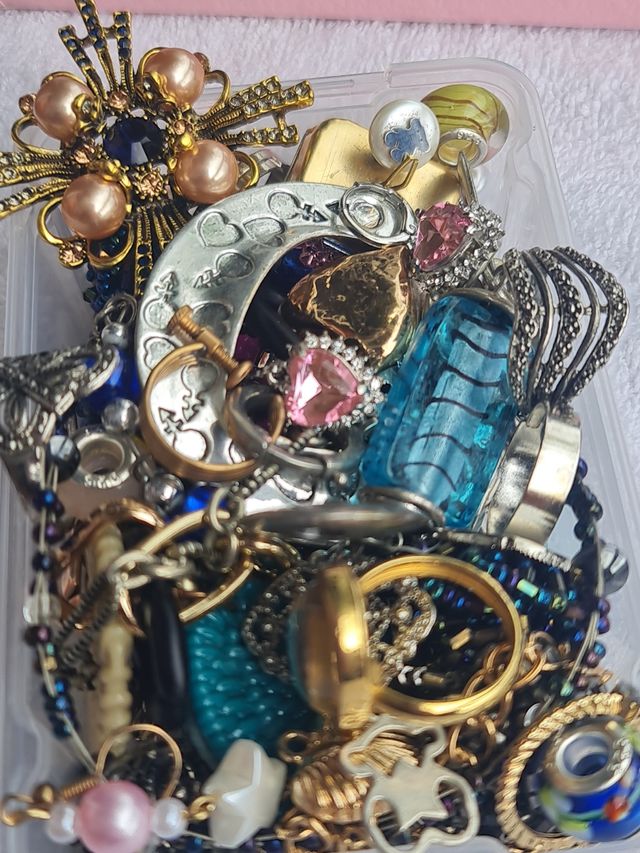 Lote de bisutería variada