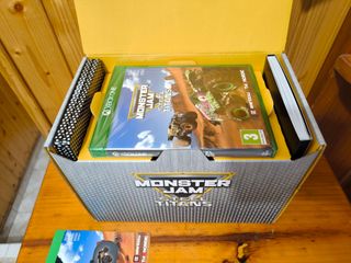 Monster Jam Steel Titans Xbox One